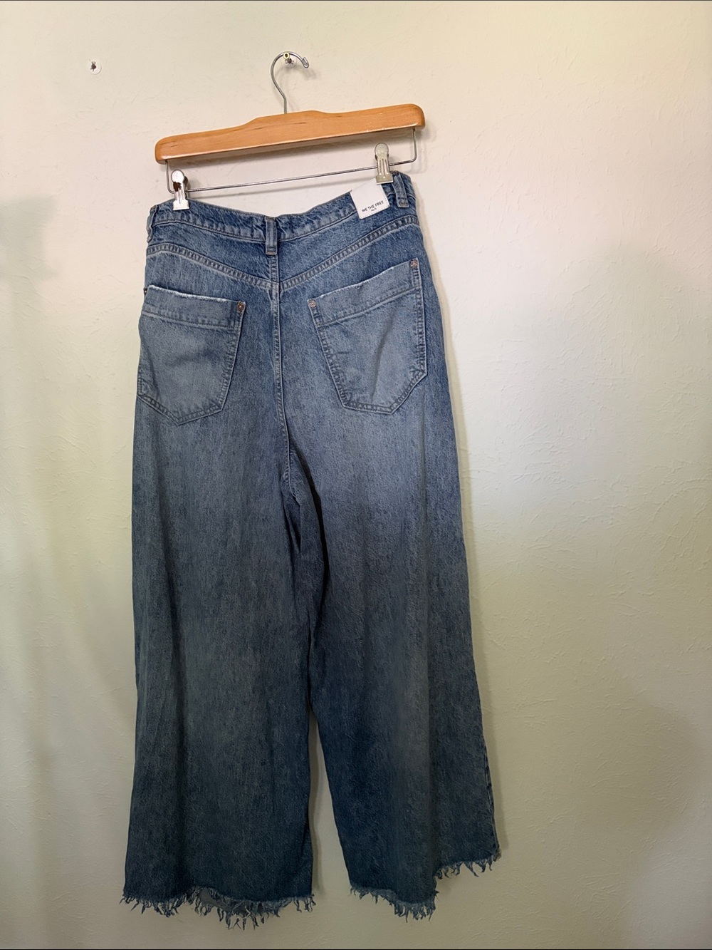 Free People We the Free Old West Slouchy Jeans Size 32 - Picture 6 of 9